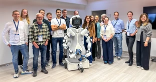 Robotics workshop with GARMI for care professionals